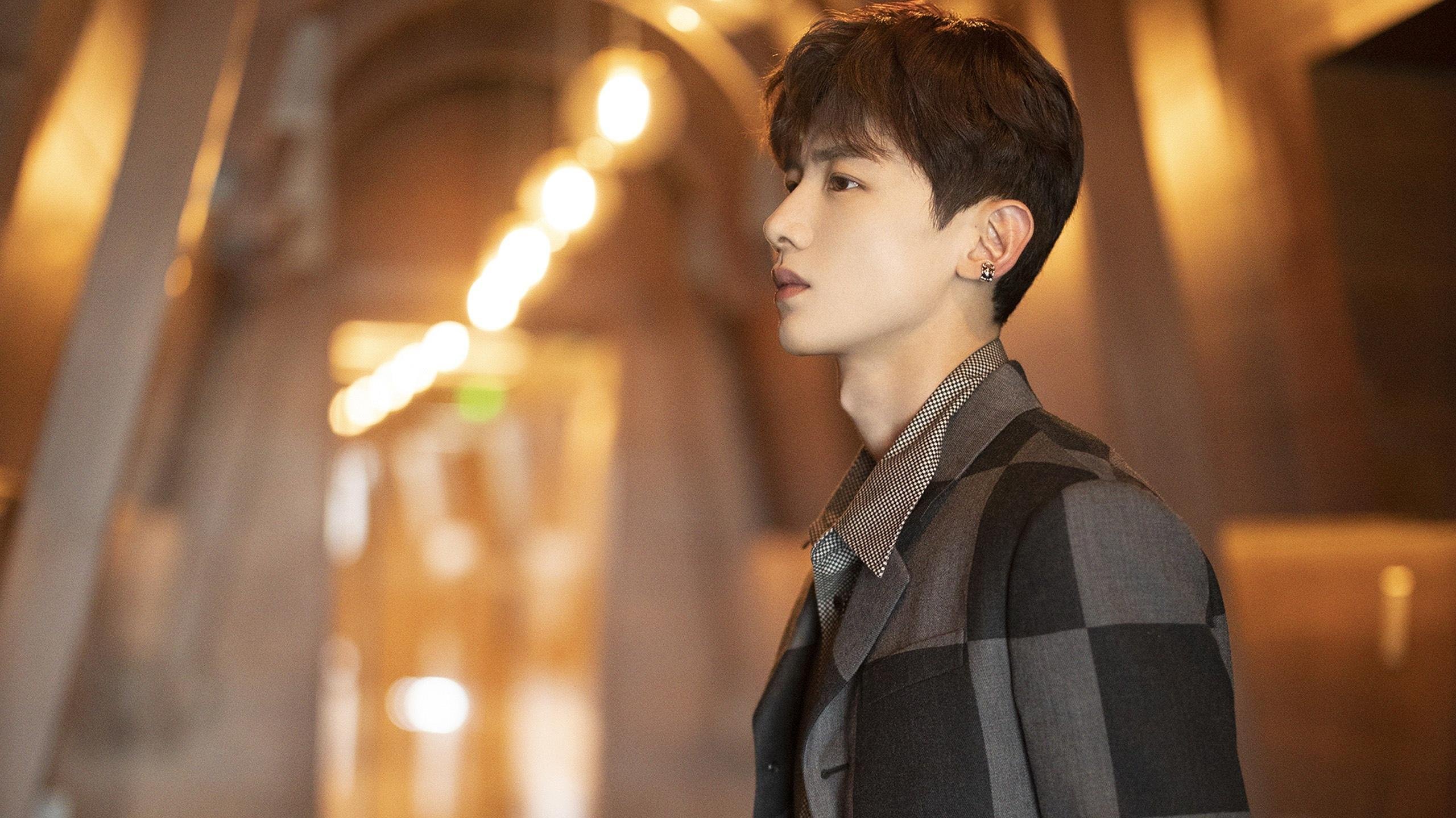 九游网页版入口-亚历克斯·格林伍德为袋鼠队带来稳固后防，展现铁血防守，亚历克斯-格林伍德