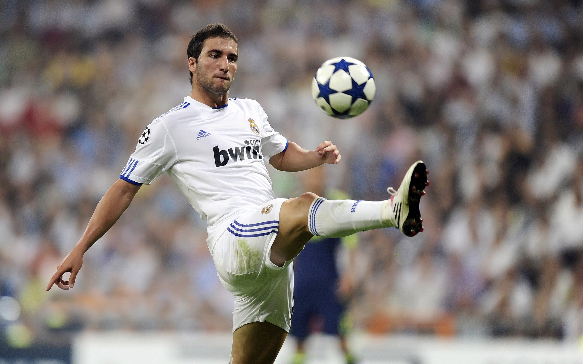 _自主研发智能跳绳：科技助力全民健身_，智能跳绳工作原理