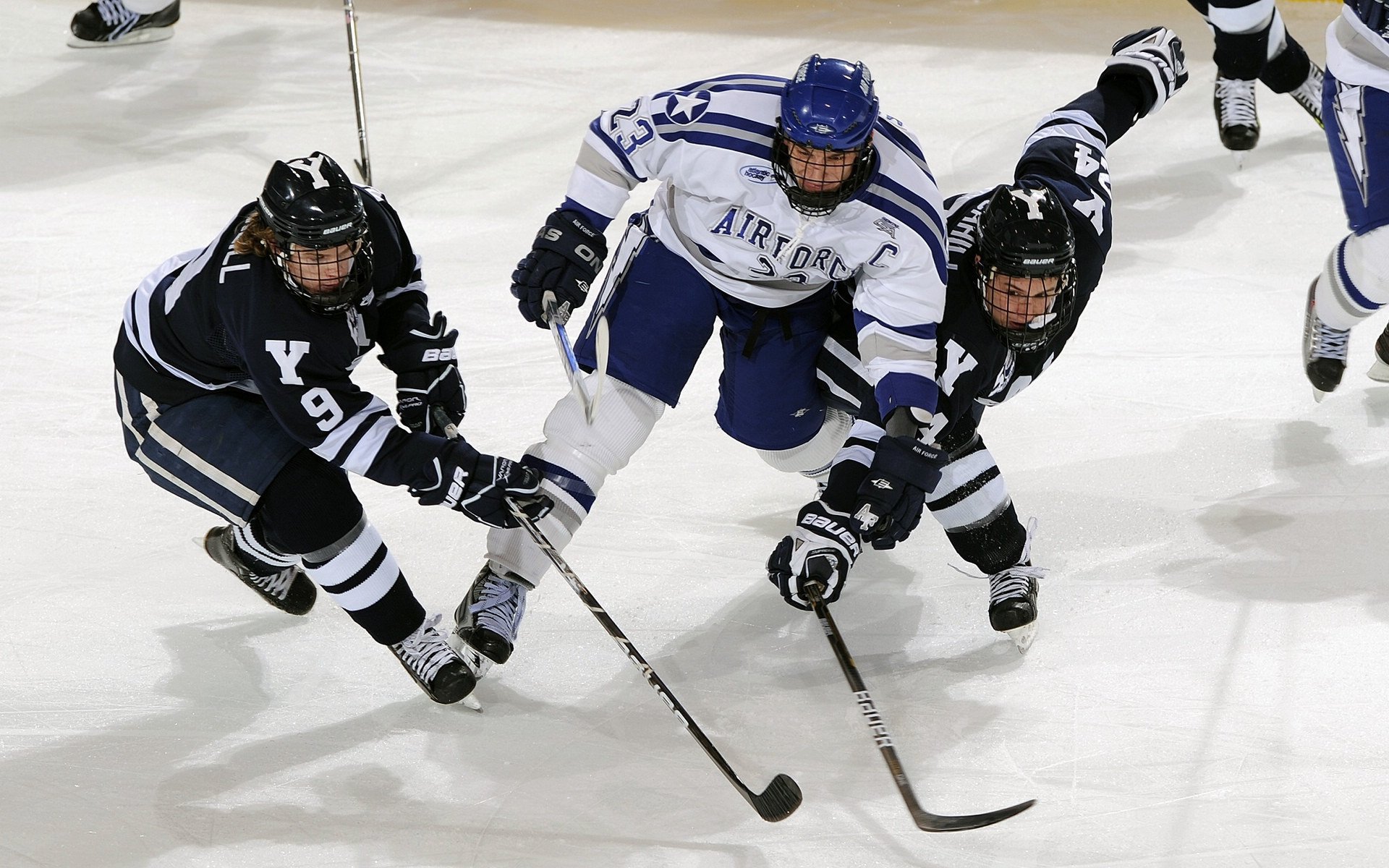 【训练场景】顶尖运动员练习攻守转换的日常训练流程,由攻转守c级教练班