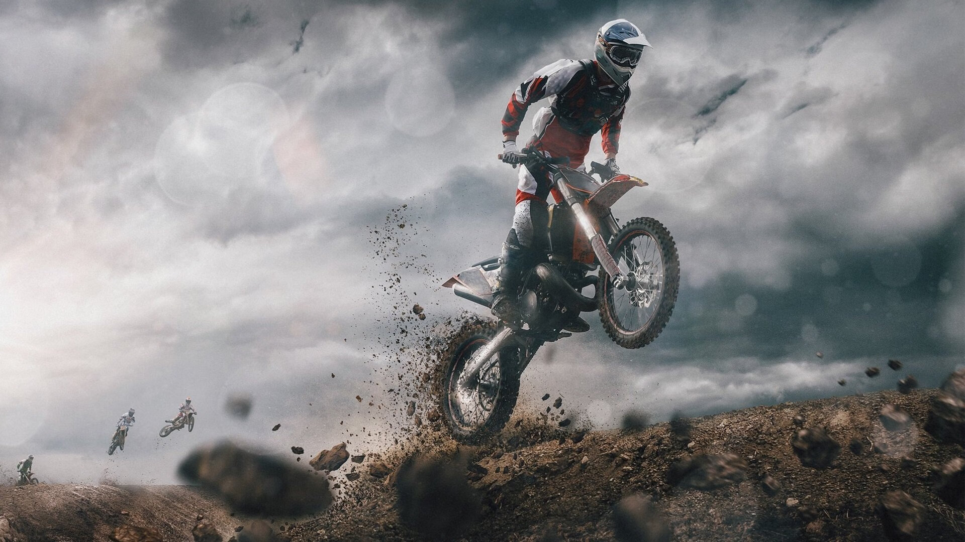 步行者球员自资创办青年训练营，支持家乡青训，步行者训练馆